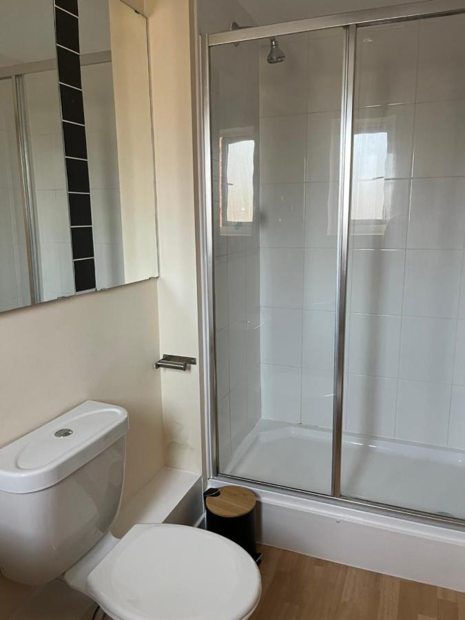Spacious Two Bedrooms Apartment For Business And Holiday Portsmouth Luaran gambar