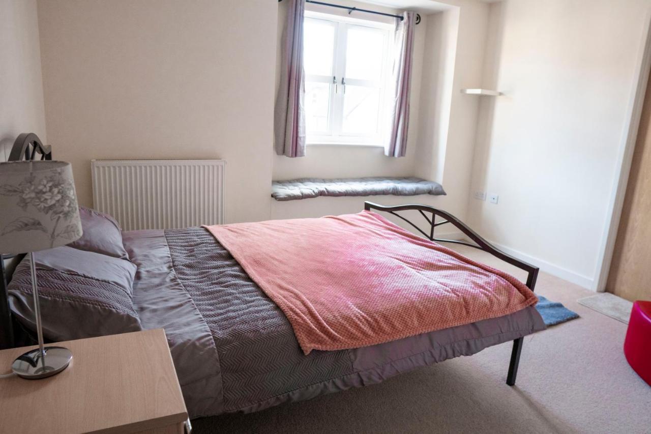 Spacious Two Bedrooms Apartment For Business And Holiday Portsmouth Luaran gambar