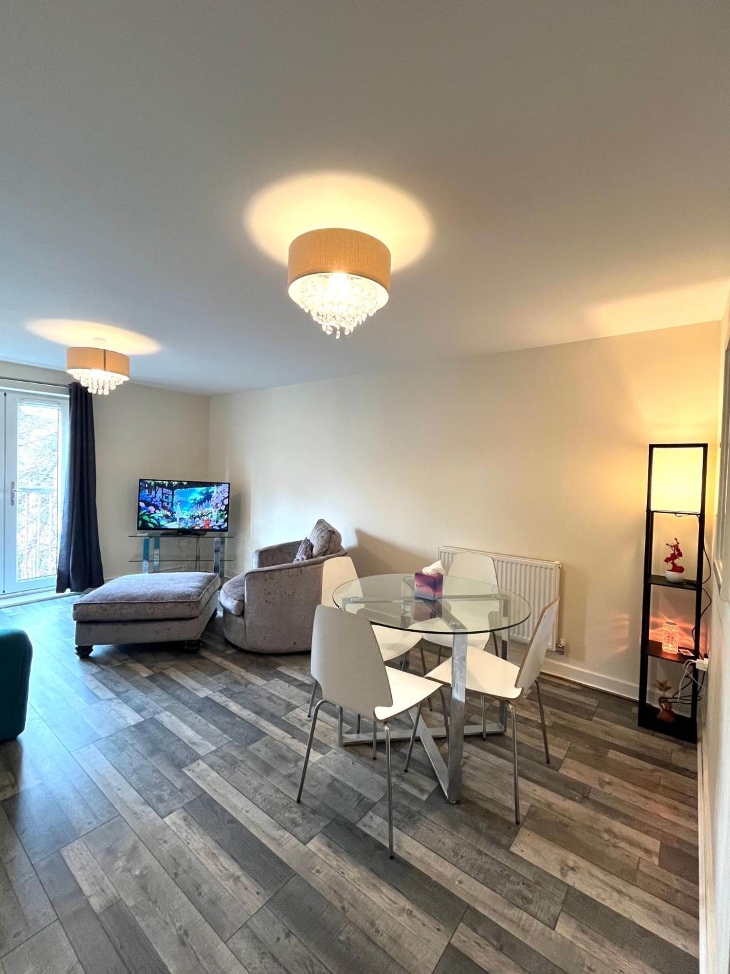 Spacious Two Bedrooms Apartment For Business And Holiday Portsmouth Luaran gambar